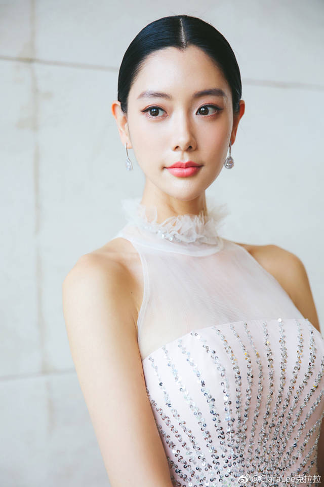 94间房主跳舞 香烟直播